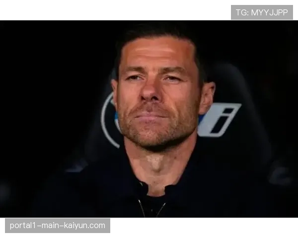 阿隆索三后卫体系变革遇阻 皇马中场节拍器缺失致攻防脱节